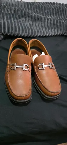 Mocassim Salvatore Ferragamo Gancini Driver (Caramelo / Cognac)