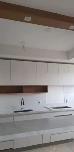 Envelopamento de armários e pia