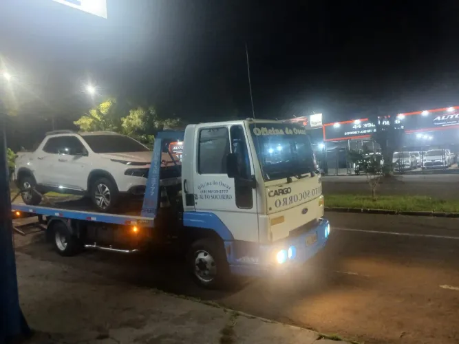 Ford cargo 815 2003