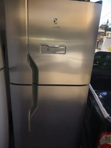 Geladeira Electrolux, Frost Free está em perfeito estado 