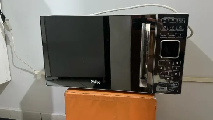 Microondas Philco 25 litros espelhado