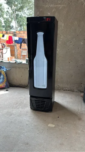Cervejeira slin garrafinha linda -6 freezer