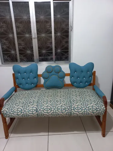 VENDE-SE SOFÁ PERSONALIZADO PARA GATEIRO(A)S