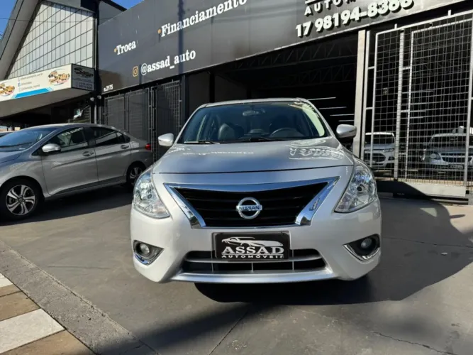 Nissan Versa Unique 1.6 16V Flex 4P Mec. 2016