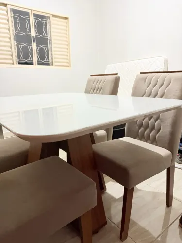 Mesa 4 cadeiras 