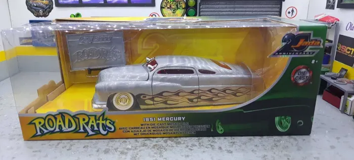 Miniatura Jada toys 1:24 - Mercury Road Rats série 20 anos Jada