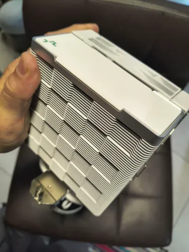 Cooler AK400 WH