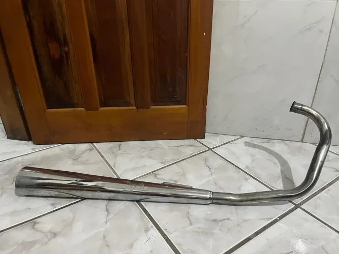 Escapamento gemoto de lata