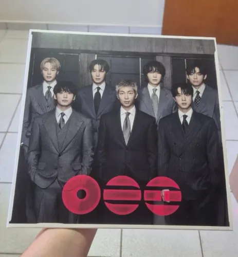Vinil do BTS - The 5th Album 'ARIRANG' (ver. Group Red Vinyl)