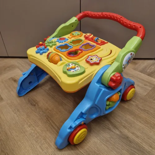 Andador 4 em 1 para várias fases do bebê