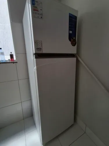 Geladeira midea duas portas
