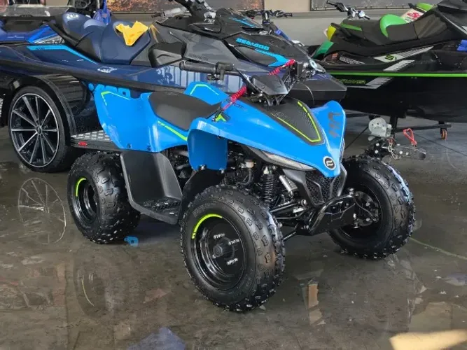 QUADRICICLO CFORCE 110CC ANO 2023 UNICO DONO