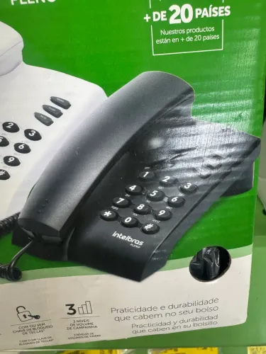 Telefone com fio preto 