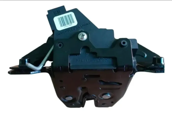 Fechadura da tampa traseira elétrica Onix 2013 a 2019 original GM