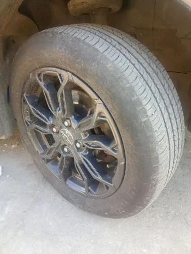Aro 15 com pneus