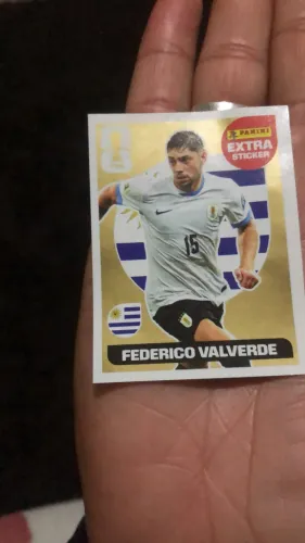 FIGURINHA LEGEND OURO FEDERICO VALVERDE COPA DO MUNDO PANINI - ORIGINAL IMPECÁVEL