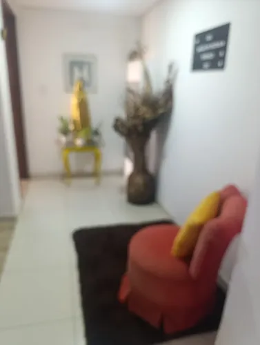 Vendo cadeira Princesa deixa qualquer ambiente lindo