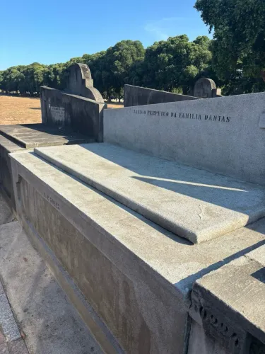 Jazigo Perpétuo à Venda ? Cemitério São Francisco Xavier
