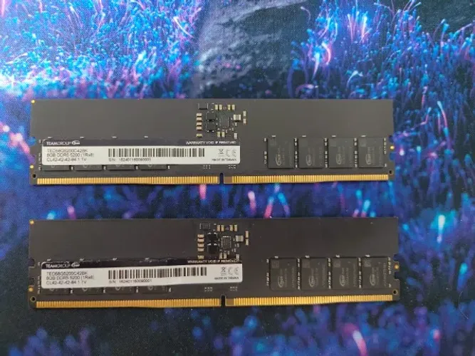 Memoria Team Group Elite, 16GB (2x8GB), DDR5, 5200MHz, CL42, Preta, TED58G5200C42016