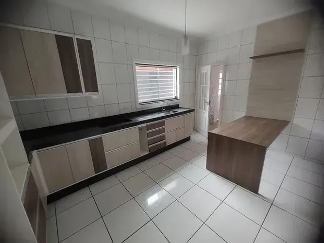 Tranquilo imóvel de 3 quartos no Bairro Wanel vile IV: O Espaço Ideal para Sua Vida Modern