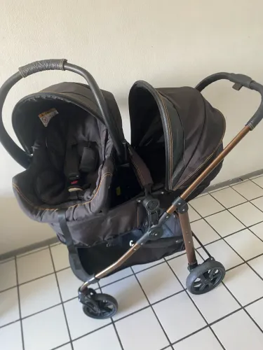 Carrinho de Bebe + Bebe Conforto Galzerano