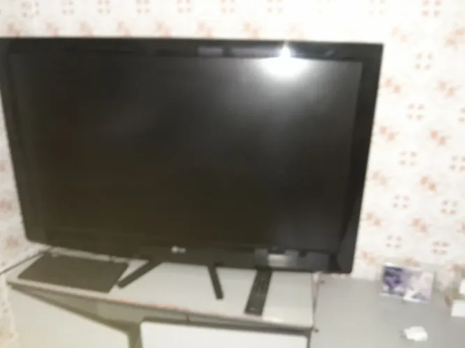 TV LG 42" não é smart 