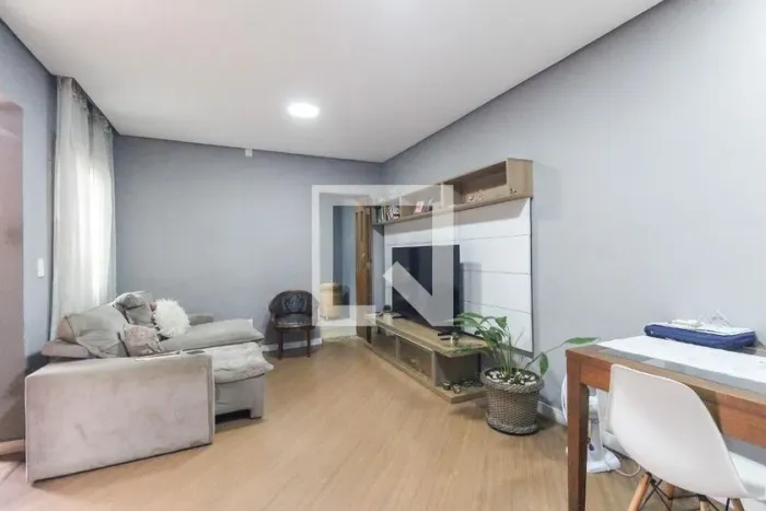 Casa à Venda - Vila Jacuí, 3 Quartos, 90 m2