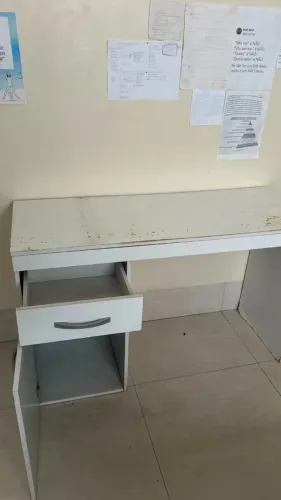  Mesa de estudos  50$