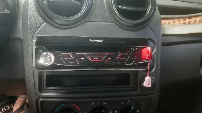 Aparelho de Som automotivo DVD, Pioneer completo, CD, pen-drive,  Bluetooth, rádio e au. 