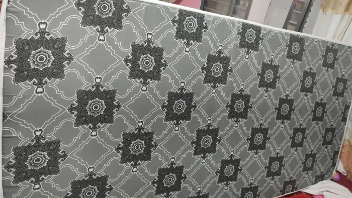 Cama de solteiro com colchão
