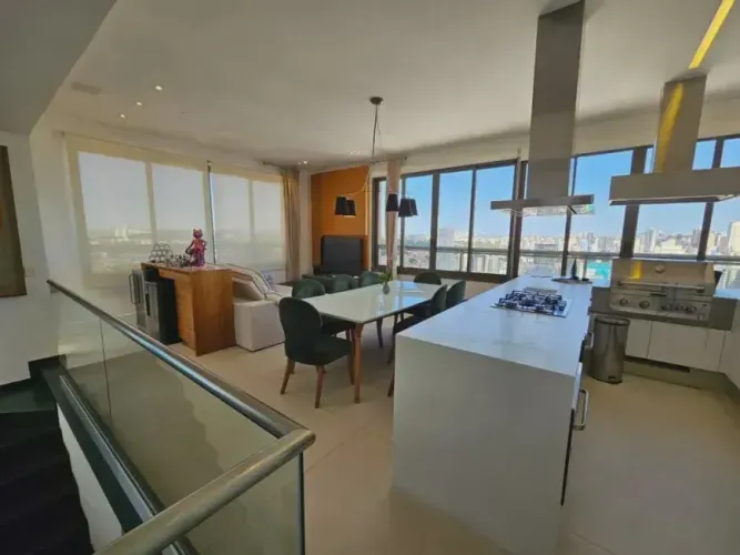 Cobertura Duplex para venda e locação no MaxHaus II Cambuí em Campinas - SP