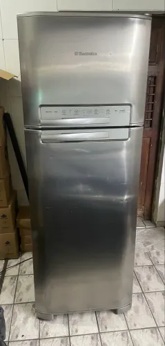 Geladeira Eletrolux DFX50 INOX