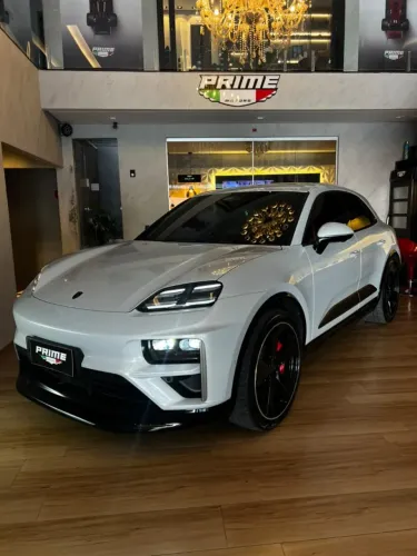 Porsche Macan Turbo (elétrico) 2025