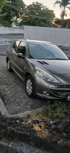Peugeot 207 Sed. Passion XR Sport 1.4 Flex 8V 4P 2013