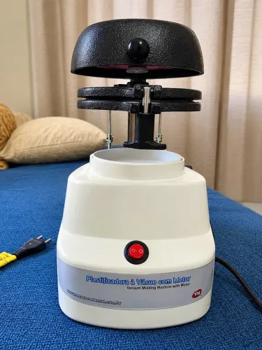 PLASTIFICADORA A VÁCUO ODONTOLÓGICA