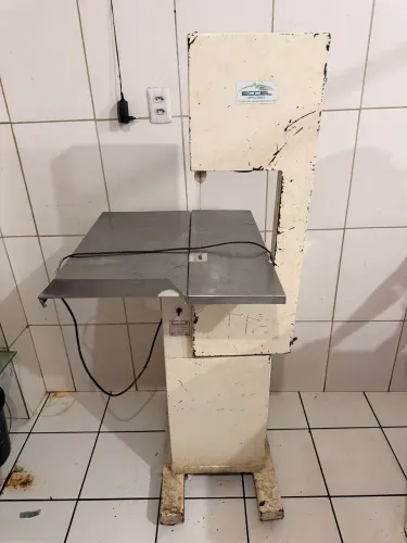 Máquina Serra frigorífica