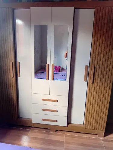 Guarda roupa