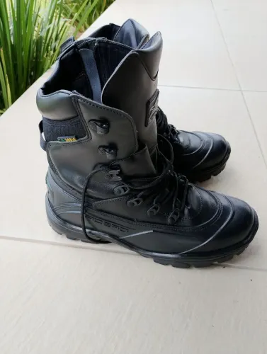Bota Tática Acero