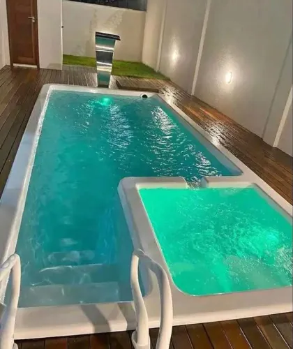 Piscina de Fibra (loja de Fábrica)