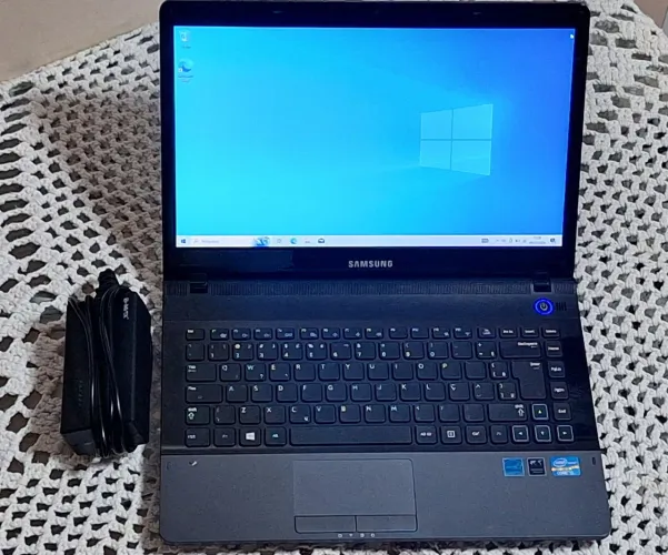 Notebook Samsung 14?, <br>Intel Core i5 | 10GB RAM | HD 500GB
