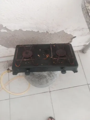 Fogãozinho duas bocas no ponto de uso