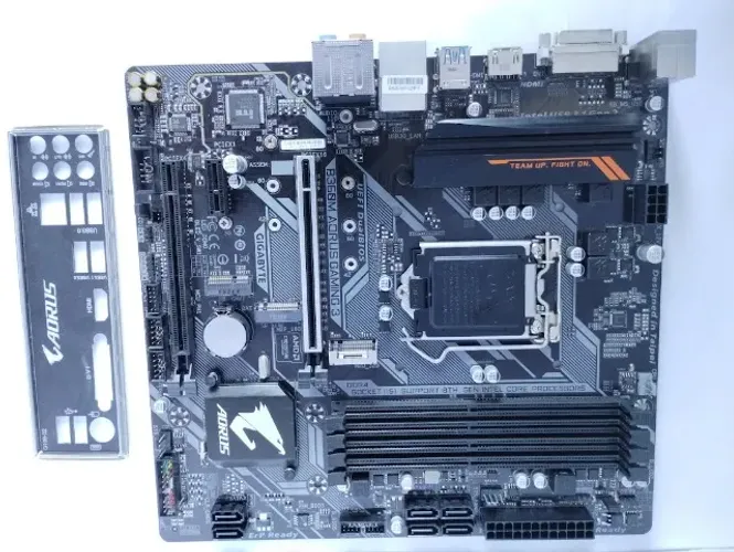 Placa Mãe Gigabyte B360m - Com defeito