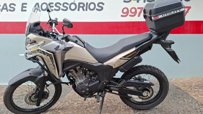 SAHARA NOVA COM BAIXA QUILOMETRAGEM