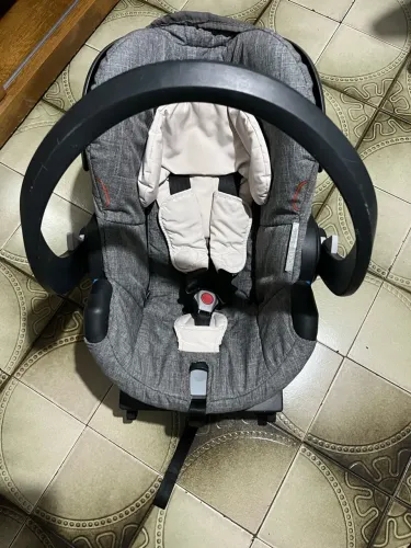 Bebê conforto stokke besafe