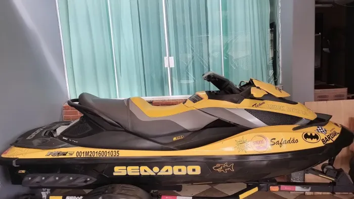Jet ski seadoo Rxt 255
