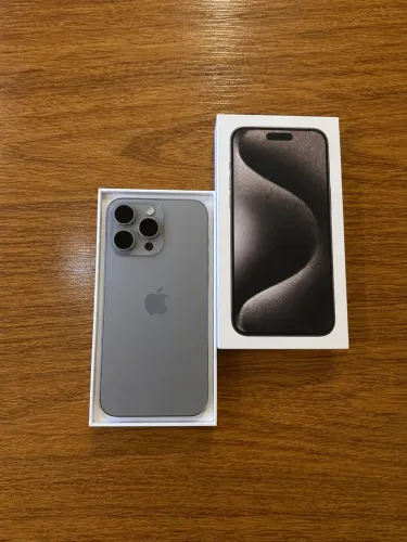 iPhone 15 Pro Max 256GB Impecável