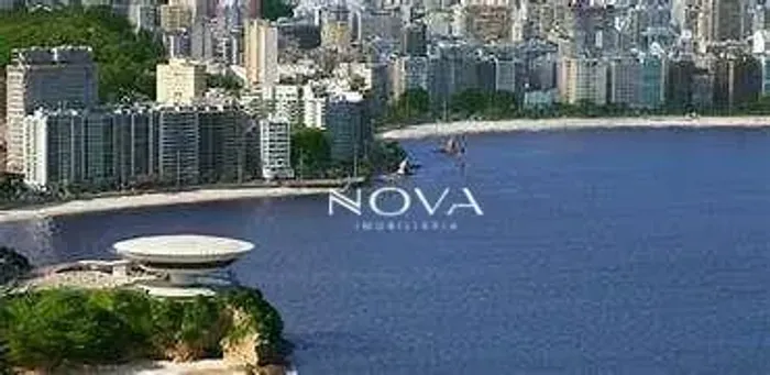 Apartamento com 2 quartos à venda por R$ 700.000 - Santa Rosa - Niterói/RJ