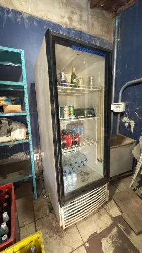 Geladeira sem marca