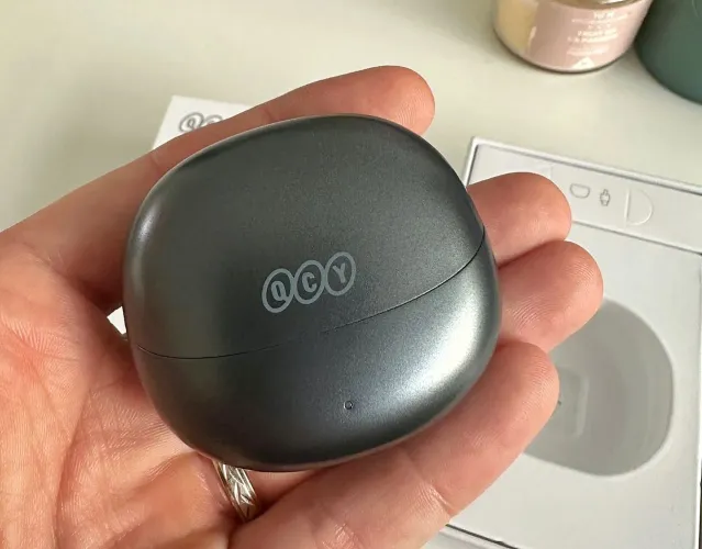 Fone de ouvido QCY Melobuds Pro
