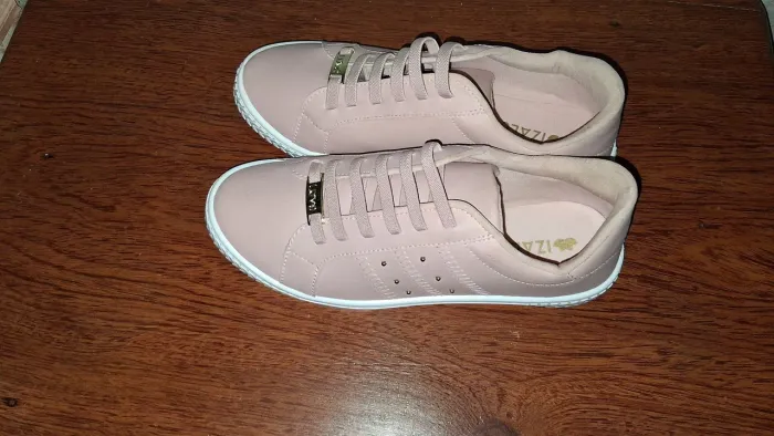 Sapato feminino.